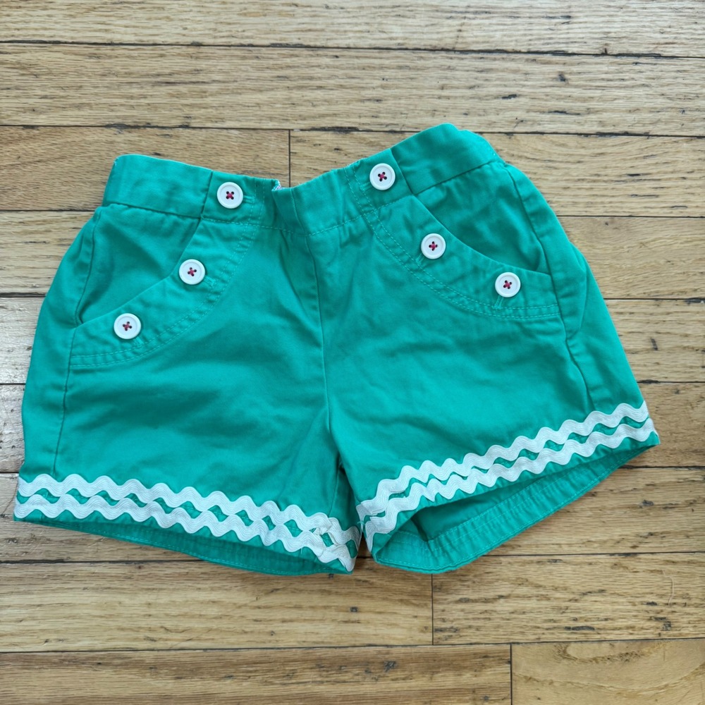 Mini Boden Girls Green Nautical Rickrack Shorts Size 8Y Button Detail Cotton